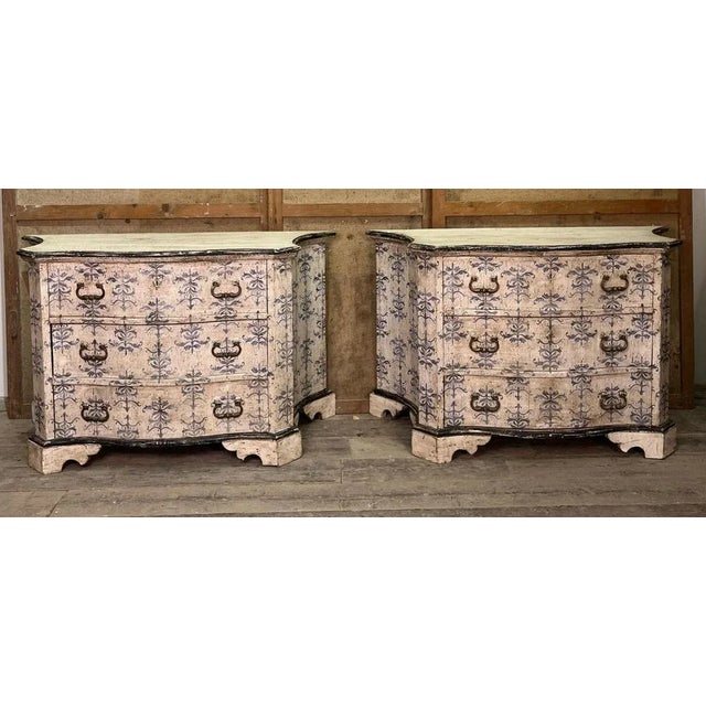 Italian Chests of Drawers in Pinewood, Early 20th Century, Set of 2 For Sale - Image 3 of 12