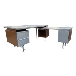 Vintage Mid Century Modern Aluminum Gordon Bunshaft Style Retro Modernist Desk. Unmarked For Sale