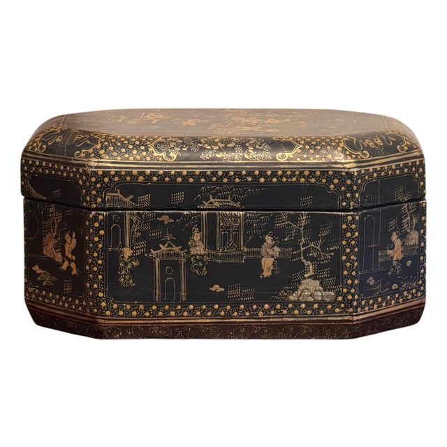 Black and Gilt Chinoiserie Lacquer Box For Sale