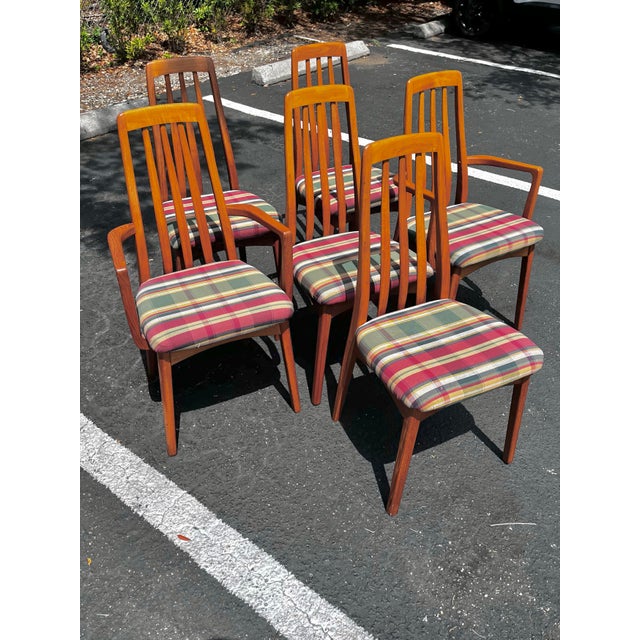 Mid 20th Century Mid Century Modern Dining Chairs | Benny Linden Style Set of Six With Armchairs For Sale - Image 5 of 12