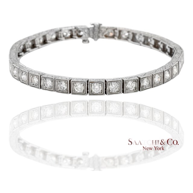 Vintage 18k 750 White Gold Natural Diamond Engraved & Milgrain Tennis Bracelet For Sale