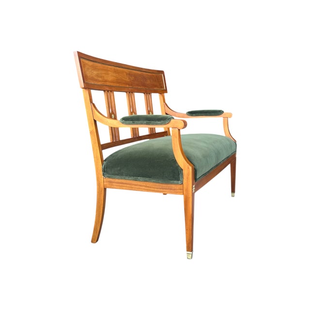1900 - 1909 Antique Sheraton Style Walnut Bench in Green Velvet With Brass Accents For Sale - Image 5 of 7