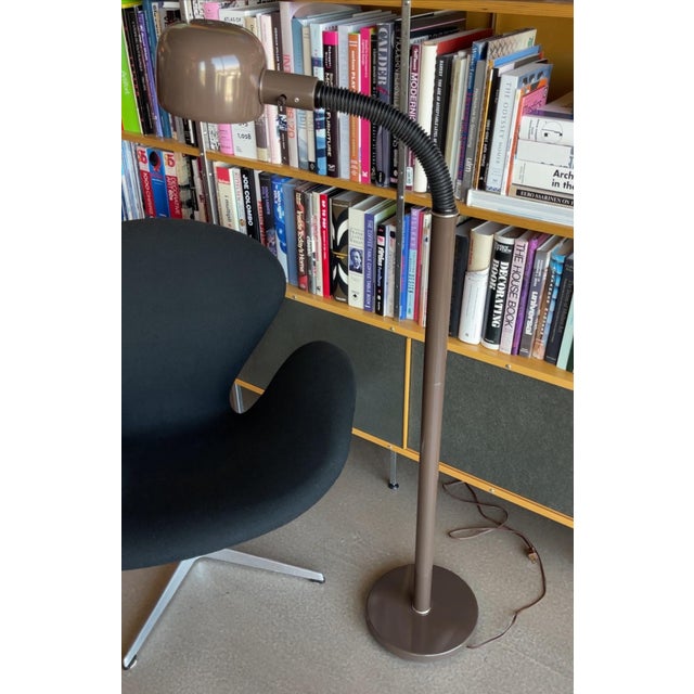 Mid-Century Modern 70s Gooseneck Floor Lamp Lightolier Attributed Atom Design For Sale - Image 3 of 12