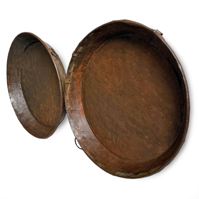 Vintage Industrial Farmhouse Large Iron Round Tray For Sale In Los Angeles - Image 6 of 6