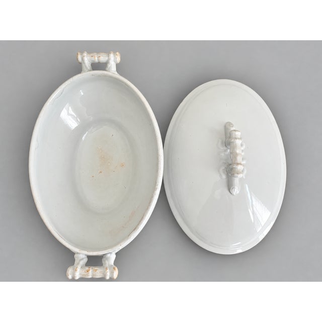 English Early 20th Century Maddock & Co. English White Ironstone Soup Tureen, Circa 1906–1920s For Sale - Image 3 of 12