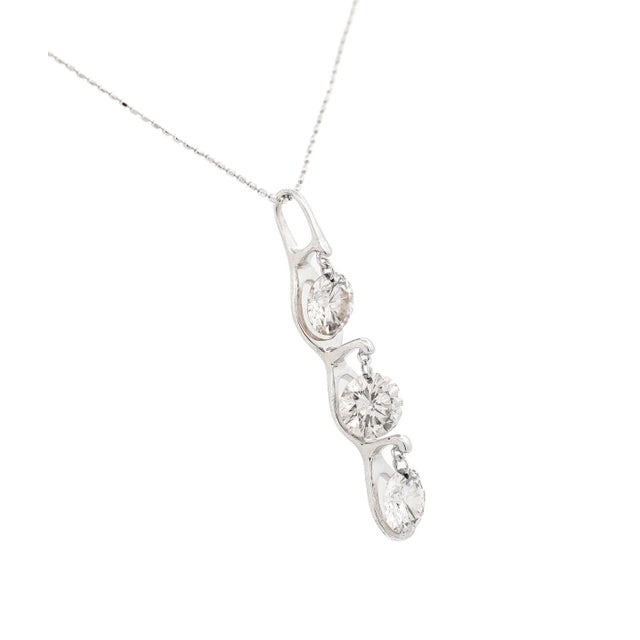 Modern Cgl Certified 3.38 Carat Diamond Dangle Pendant Necklace in 18k White Gold For Sale - Image 3 of 6