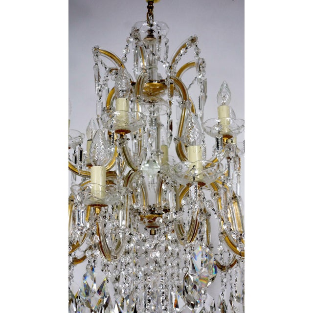 Glass Crystal 18-Light Chandelier, 1990s For Sale - Image 7 of 17