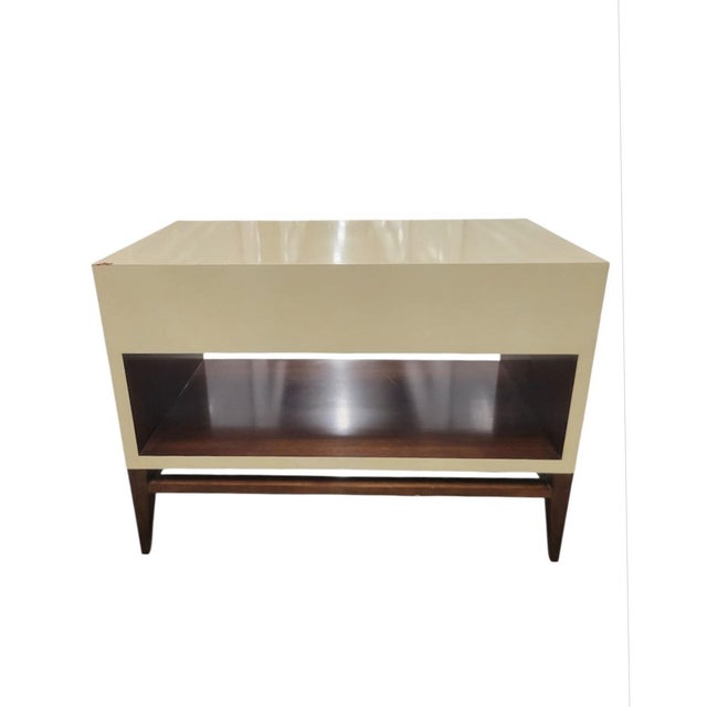 2000 - 2009 Barbara Barry for Henredon Mid Century Modern Style Parchment Walnut Oversized Nightstands- A Pair For Sale - Image 5 of 16