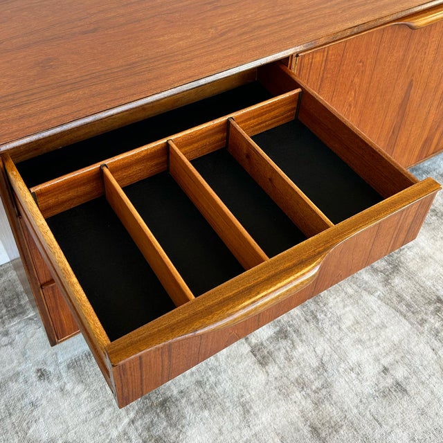 Dunvegan Sideboard by Tom Robertson for McIntosh, 1960s For Sale - Image 12 of 18
