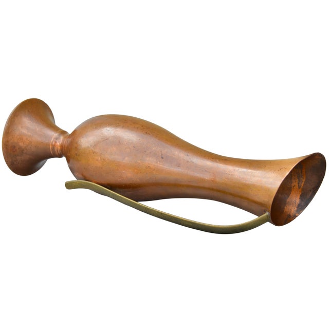 Early 20th Century Early 20th Century Handmade Moroccan Copper Vase W/ Brass Handle For Sale - Image 5 of 8