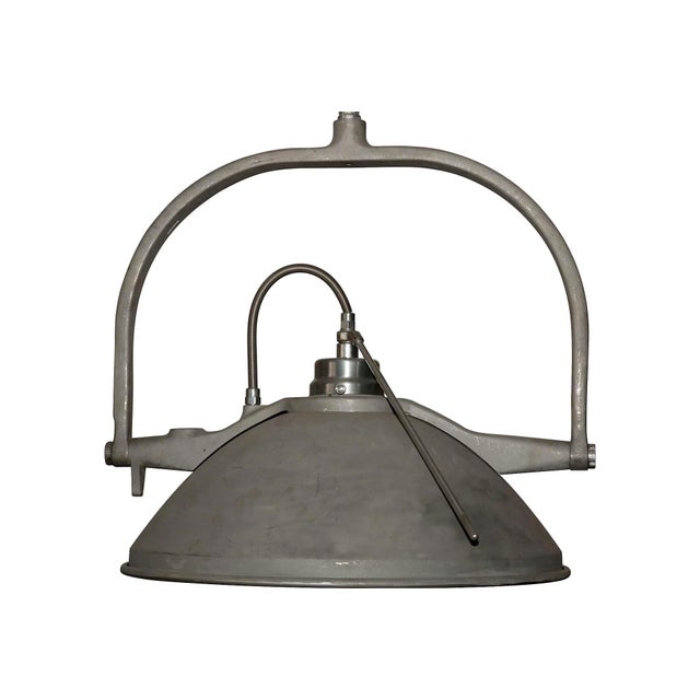 Custom Surgical Pendant Lamp For Sale - Image 9 of 14