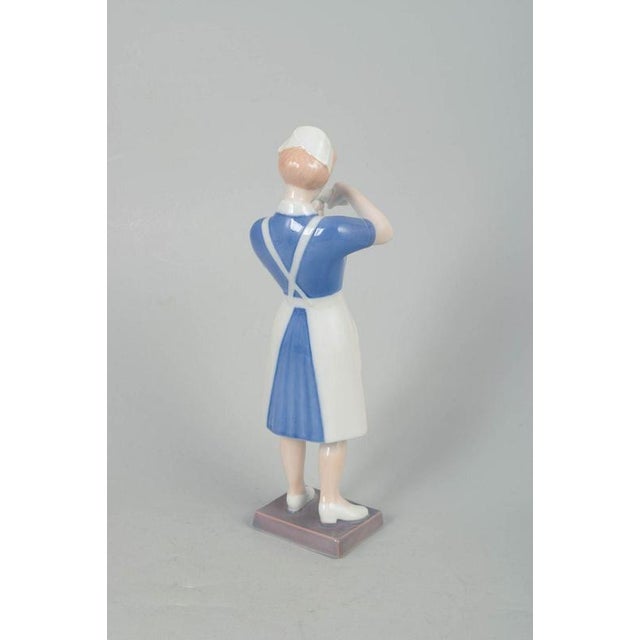 Porcelain Nurse Figurine from Bing & Grøndahl, 1970s For Sale - Image 3 of 5