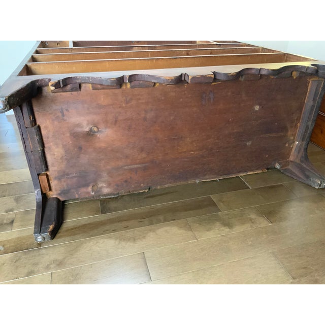 Auburn Early 19th Century Federal Hepplewhite Chest For Sale - Image 8 of 11