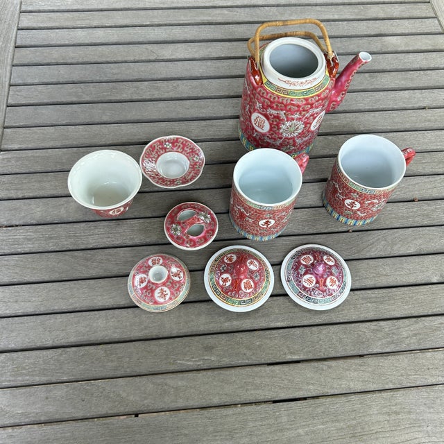 Vintage Chinese Mun Shou Rose Pink Longevity Enameled Porcelain Tea Set- 5 Pieces For Sale In Sacramento - Image 6 of 9