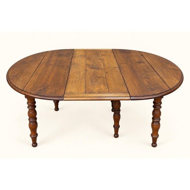 Louis-Philippe Style Extendable Oval Table in Oak, 1800s For Sale - Image 4 of 7