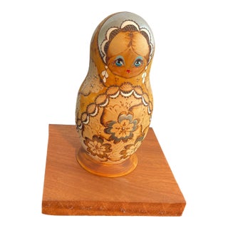 1990’s Vintage Signed Sergiev Posad Pytography Nesting Dolls - 7 Piece Set For Sale