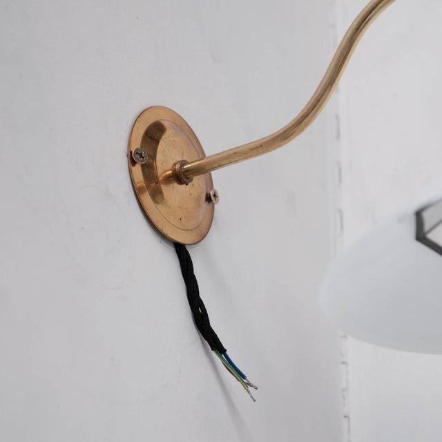 Mid-Century Modern Opaline, Brass and Reflective Glass Wall Light For Sale - Image 3 of 9