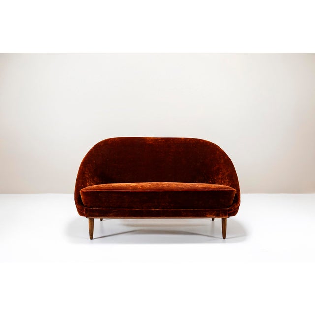 Model 115 Two-Seater Sofa in Velvet by Theo Ruth for Artifort, 1958 For Sale - Image 5 of 16