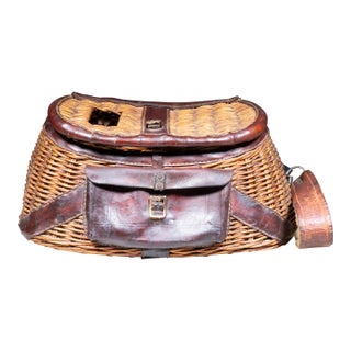 Vintage Wicker Hunting and Fishing Bag c.1940 For Sale