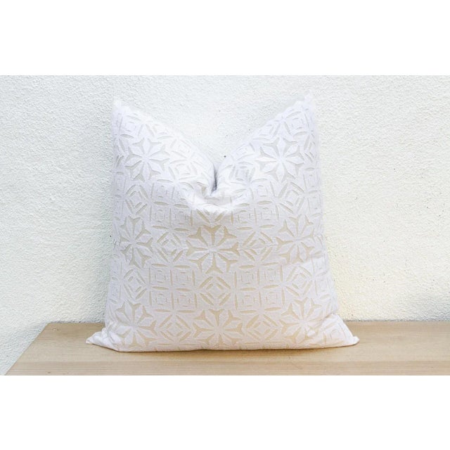 1990s Star Jasmine Euro Applique Pillow Cover For Sale - Image 5 of 8