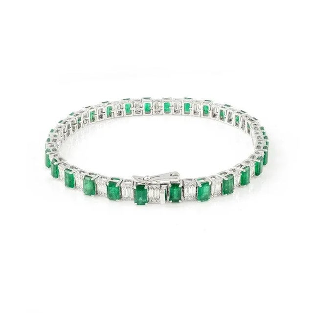 Metal Artisian 7.86Ct Emerald Diamond Statement Tennis Bracelet in 18k Solid White Gold For Sale - Image 7 of 13