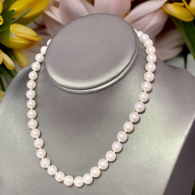 2010s Akoya Pearl Necklace 14k Yellow Gold Certified For Sale - Image 5 of 10