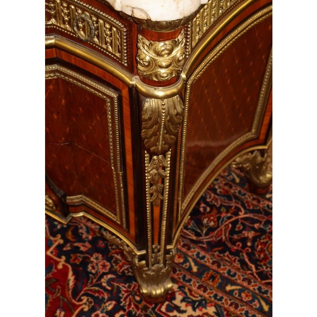 Brown 19th Century French Bronze Mount Inlaid Acajou Mouchete Riesener Style Commode For Sale - Image 8 of 16