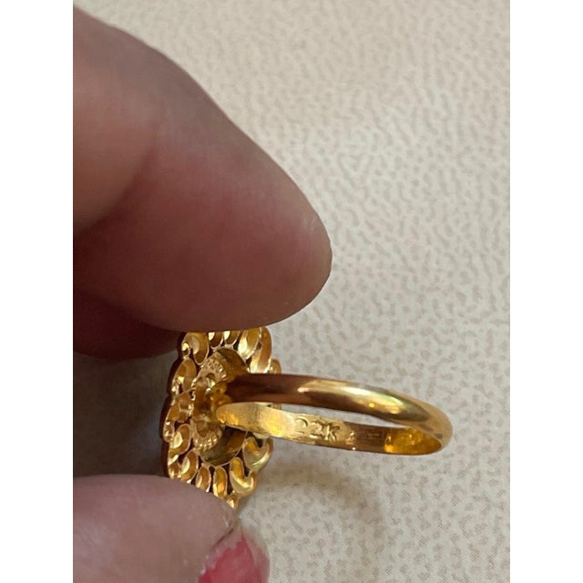 22 Karat Yellow Gold Flower Ring For Sale - Image 12 of 18