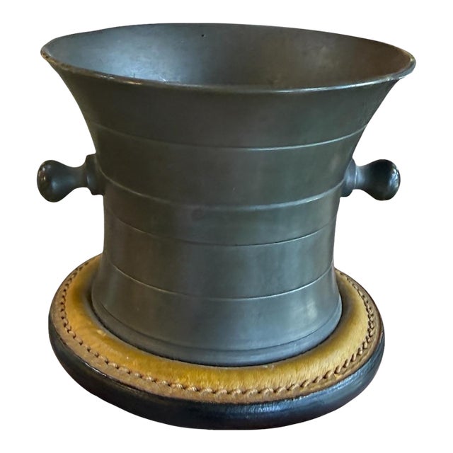 Vintage Gucci Pewter Desk Pen Holder With Leather Base For Sale