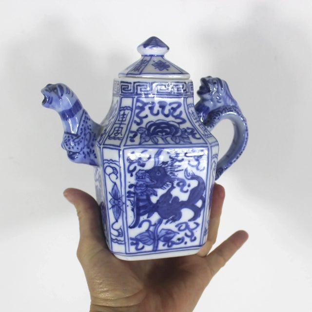 Vintage Chinese Qianlong Nian Zhi Porcelain Teapot Featuring a Dragon and Foo Dog For Sale - Image 9 of 9
