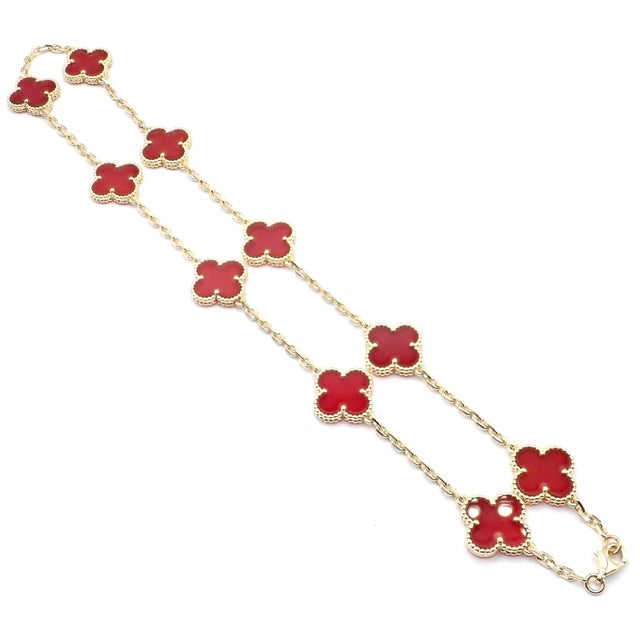 Contemporary Late 20th Century Van Cleef & Arpels Gold 10 Motif Alhambra Carnelian Necklace Paper For Sale - Image 3 of 8