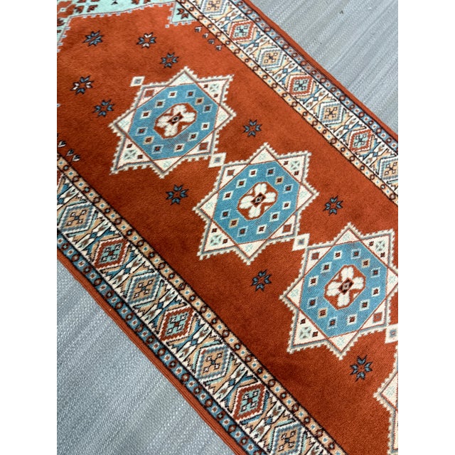 2ft 7in × 9ft Wool Runner For Sale - Image 11 of 12