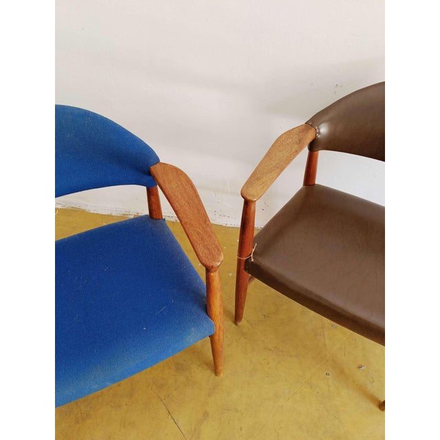 Mid-Century Modern Danish Chairs attributed to Kurt Olsen, 1960s, Set of 2 For Sale - Image 3 of 7