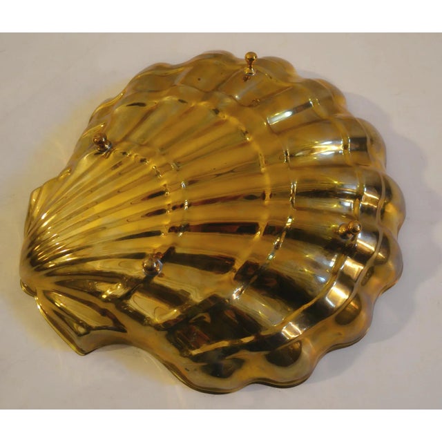 Rococo Vintage Large Clam Shell Bowl in Brass For Sale - Image 3 of 7