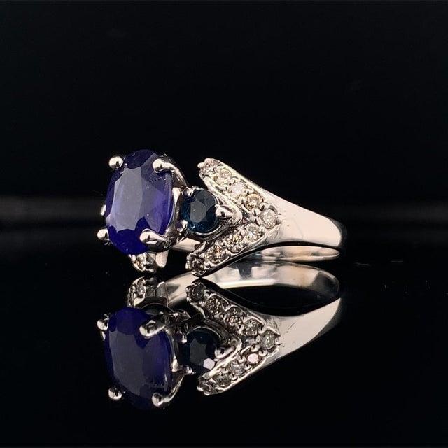 Traditional Diamond Sapphire Ring 14k White Gold 3.31 TCW Women Certified For Sale - Image 3 of 9