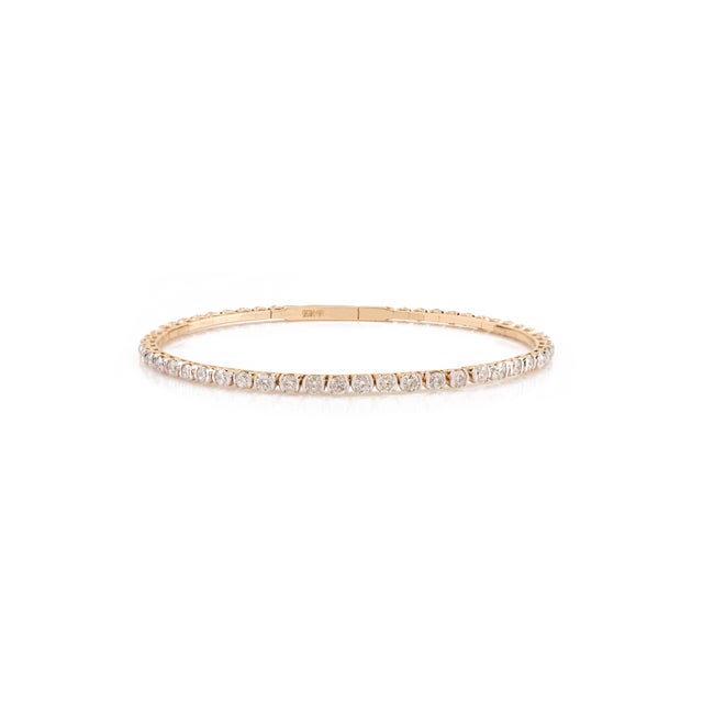 Contemporary Late 20s Contemporary Style 2.61 Carat Flexible Diamond Bangle for Her For Sale - Image 3 of 14