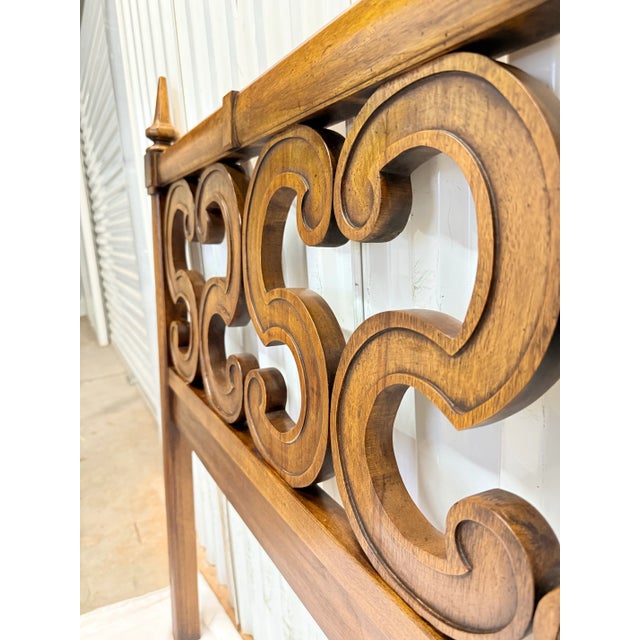 Mid-Century Modern Mid-Century Palm Beach Regency Serpentine King Size Headboard For Sale - Image 3 of 11