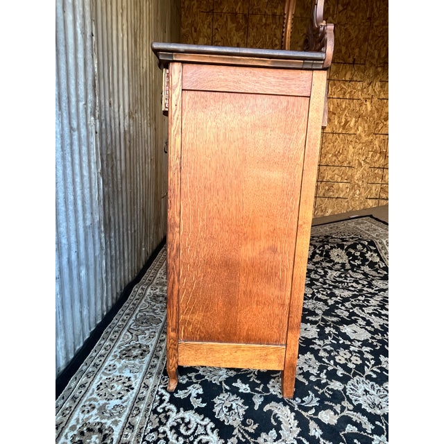 Antique Quarter-Sawn Oak Serpentine Dresser With Original Oval Swing Mirror, C. 1900–1915 For Sale - Image 13 of 17