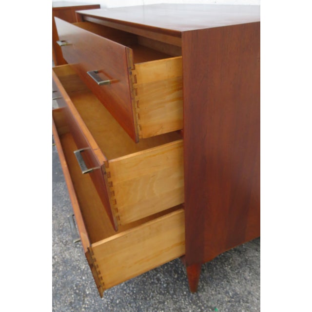 Mid 20th Century Ramseur Furniture Mid Century Modern Small Dresser Chest 6170 For Sale In Miami - Image 6 of 18