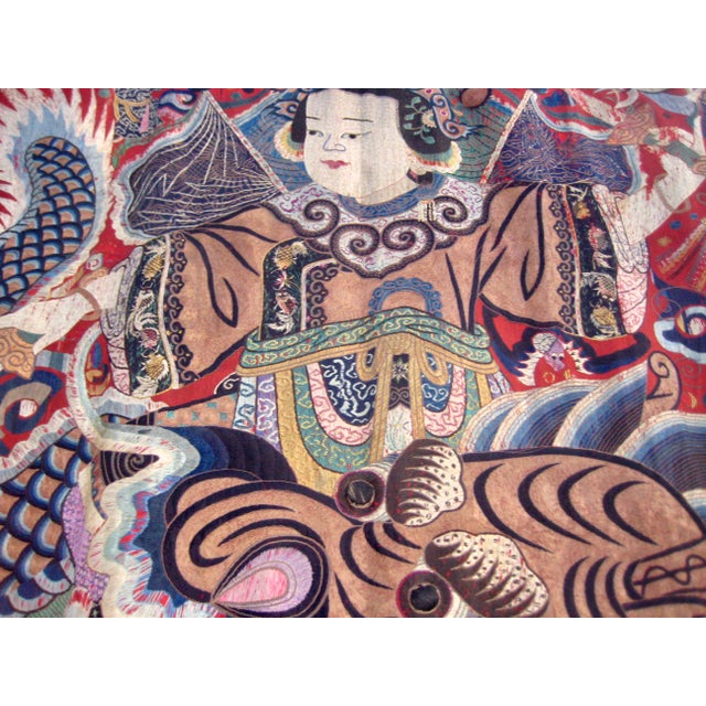 This is spectacular, in every way the size and the embroidery , you can t get better than that the figures are large and...