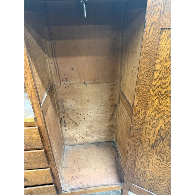 Antique Arts & Crafts Mission Quarter Sawn White Oak Gentleman’s Chiffonier For Sale In Kansas City - Image 6 of 18