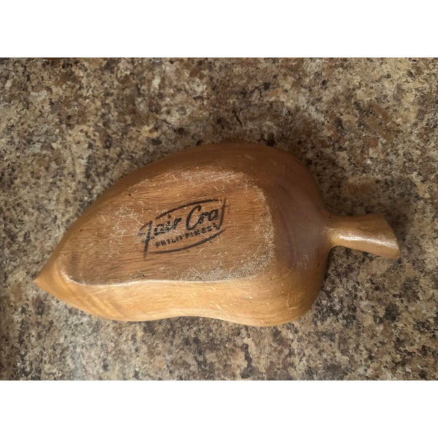 Mid 20th Century Vintage Boho Chic Leaf-Shaped Wooden Divided Bowl With Handle For Sale - Image 5 of 5