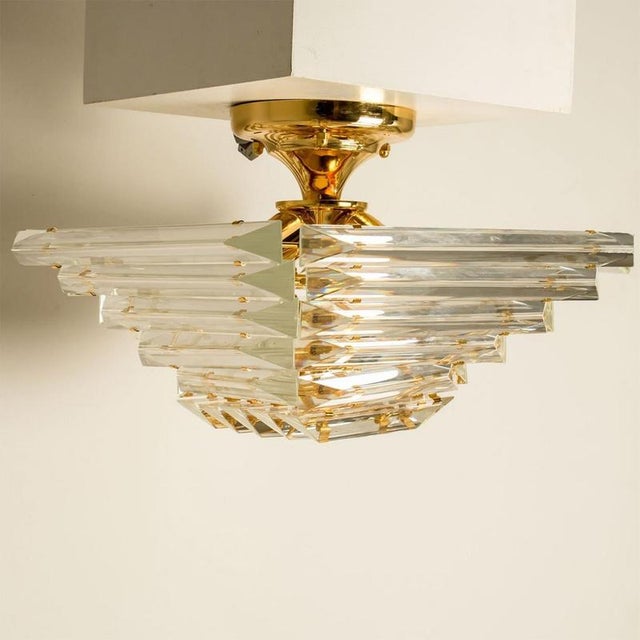 1970s Clear and Gold Glass Pyramid Flush Mount in the style of Venini, 1970s For Sale - Image 5 of 18