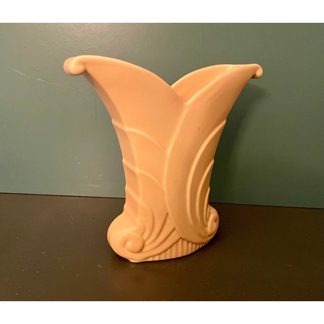 Mid-Century Modern 1940s Art Deco Skyscraper Cream Porcelain Scroll Vase and Matching Candle Stick Holders by Abingdon Usa- 3 Pieces For Sale - Image 3 of 12