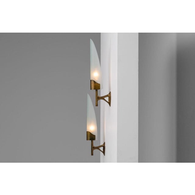 Fontana Arte Model 2080 Sconces by Max Ingrand for Fontana Arte, Italy, 1955, Set of 2 For Sale - Image 4 of 14