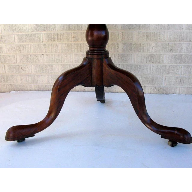 English Mahogany Dumb Waiter with Three Tiers 18th Century For Sale In Denver - Image 6 of 10