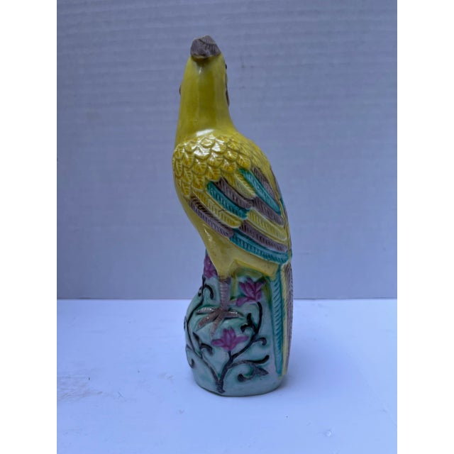 Chinoiserie Antique Chinese Export Porcelain Bird Figurine For Sale - Image 3 of 8