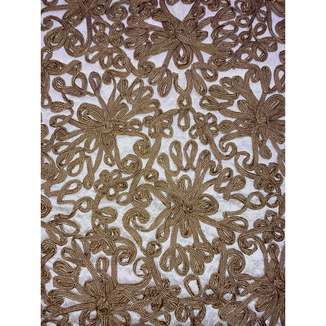 A vintage piece, add a touch of glamour and elegance to your home with this beautiful hand soutache ribbon embroidered...