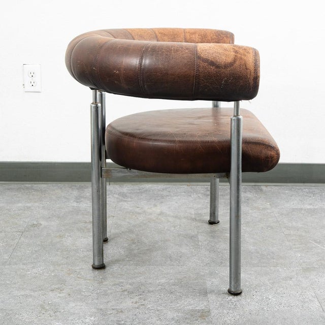 1960s Mid Century Danish Modern Lounge Chair Brown Leather Round Back Steel Cobra Seat For Sale - Image 10 of 12
