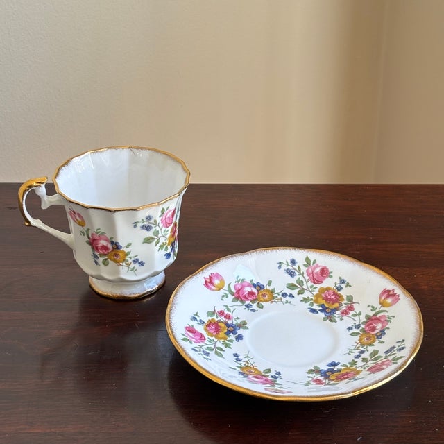 Mid-20th Century English Bone China Teacup For Sale - Image 13 of 17